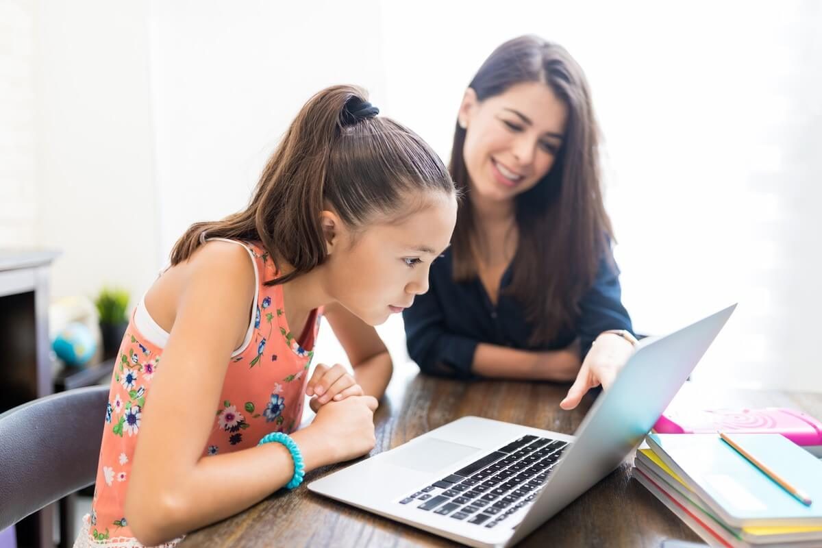 Homeschool or Public School: How you can Decide