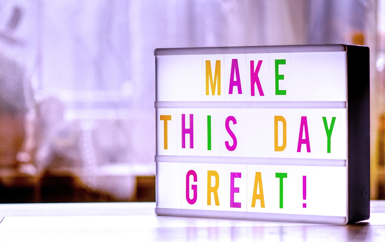 Make the day great, letterbox, light box — Take Your Chance with W88 Casino Now!
